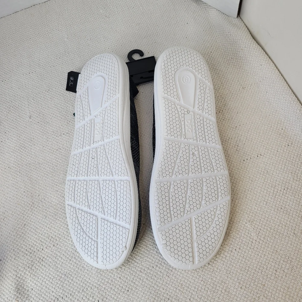 DSG Men's Knit Water Shoes Size 14 Dark And Light Gray